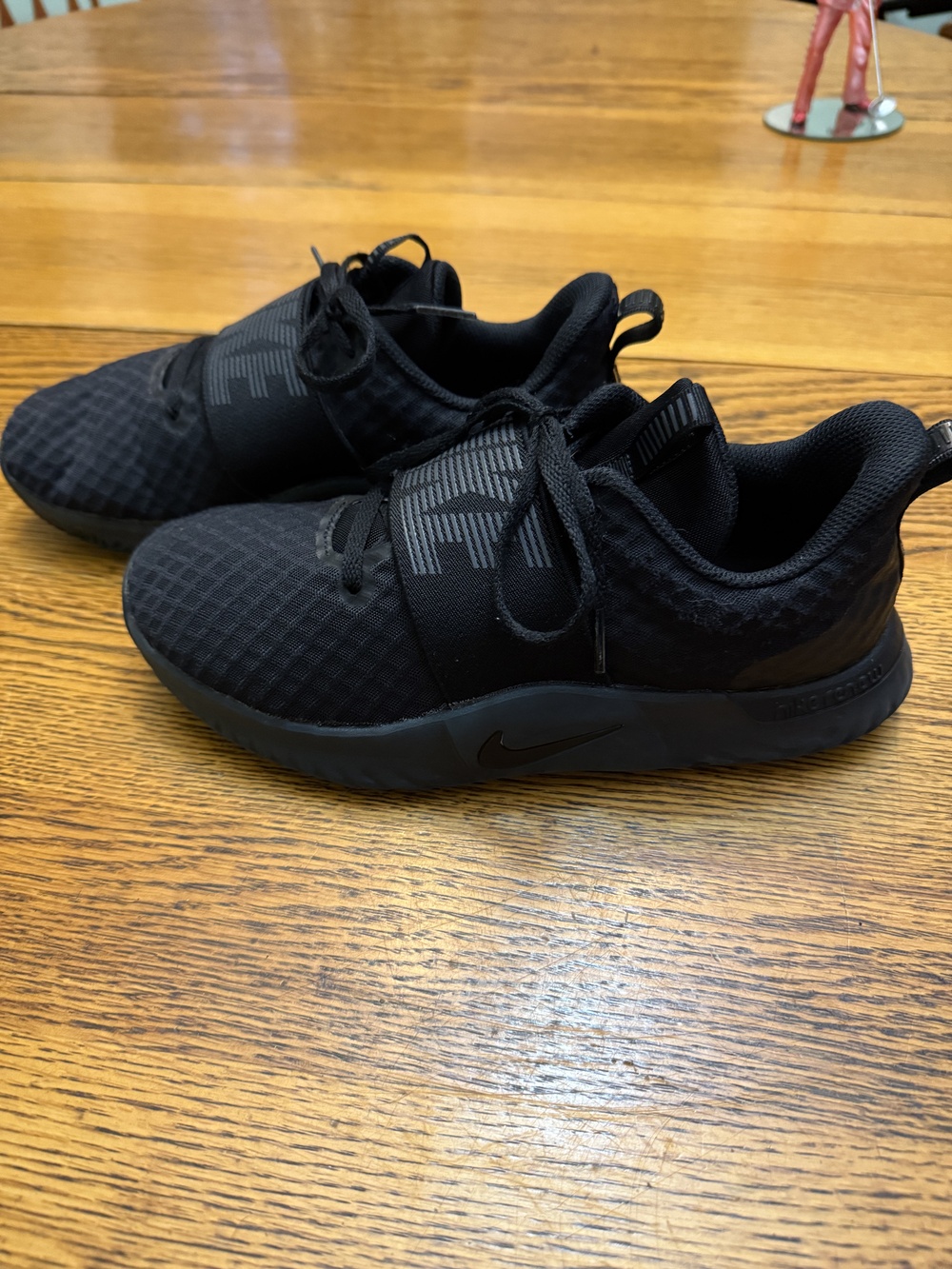 Nike City Trainer 2 Shoes Womens Size 8 Running Training AT1247-001 Sneakers